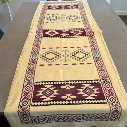 Table Runner handwoved on Looms